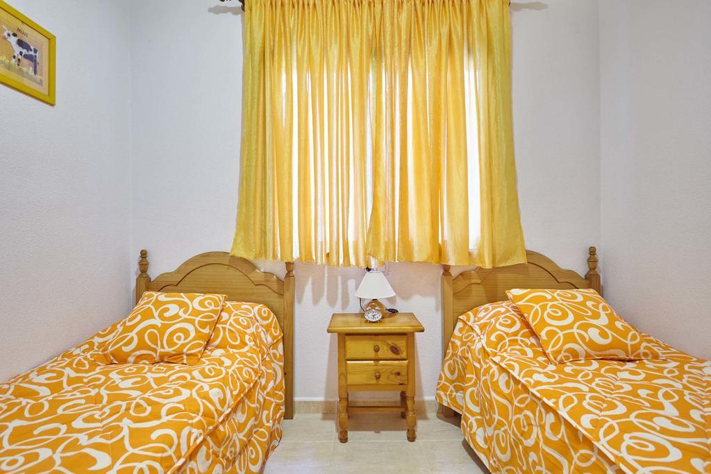 Espanhouse La Zenia 105 Оріуела Екстер'єр фото